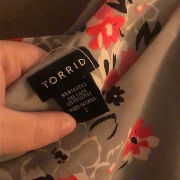 Torrid Floral Tank - Picture 2 of 2